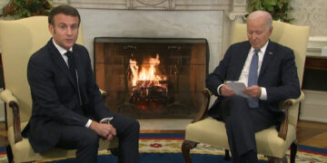 Emmanuel Macron, Joe Biden