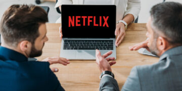 Netflix reducirá sus tarifas de suscripción