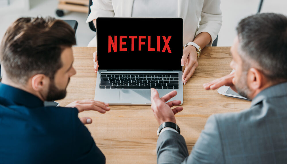 Netflix reducirá sus tarifas de suscripción