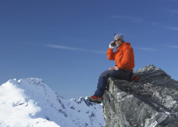 Además del iPhone 14, llegan nuevos teléfonos con conectividad satelital