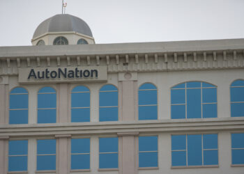 Acciones de AutoNation alcanzan máximo histórico