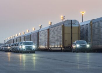 Ford construirá 500,000 autos eléctricos en su nueva planta