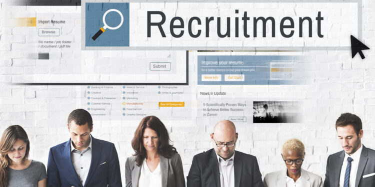 Solicitudes de desempleo muestran que el mercado laboral se mantiene fuerte