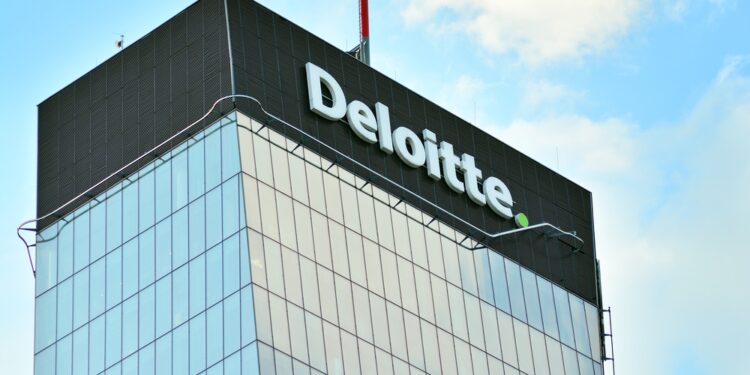 Deloitte es suspendido y multado en China