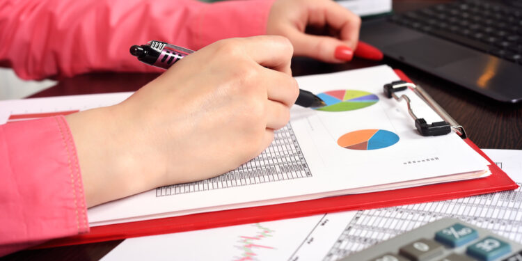 Escasez de contadores públicos en EE.UU. conlleva a una audaz propuesta