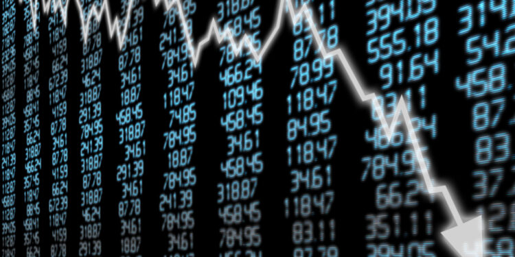 Dow Jones, S&P 500 y Nasdaq cierran el día a la baja