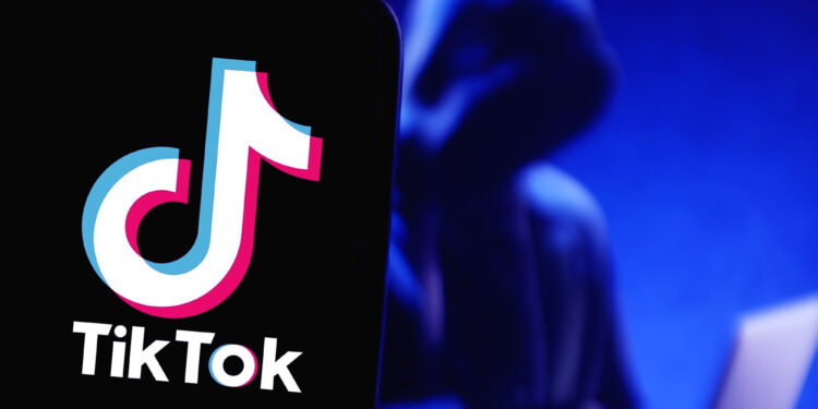 TikTok recibe multimillonaria multa por uso indebido de datos de menores