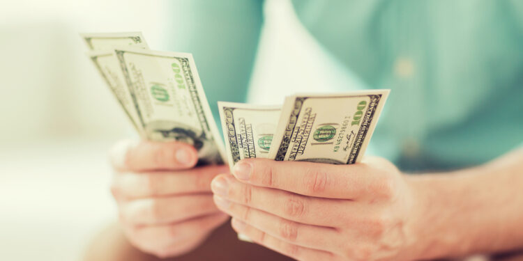 ¿En qué están gastando los estadounidenses los reembolsos de impuestos?