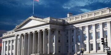 No elevar el techo de la deuda sería una “catástrofe económica”, dice la Secretaria del Tesoro