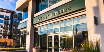 JPMorgan Chase adquirió todos los depósitos de First Republic Bank y la mayoría de sus activos
