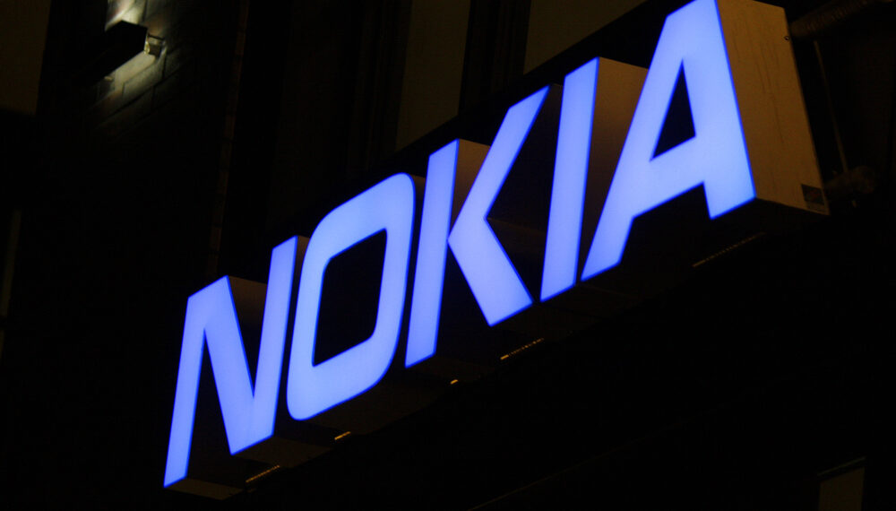 Nokia lanzó un teléfono con una característica que los fabricantes no ofrecían desde hace más de una década