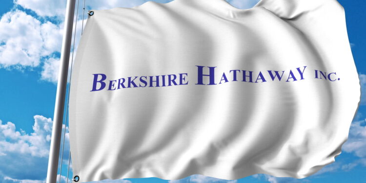 Warren Buffett aumentó sus inversiones en Japón ¿Qué ha llamado su atención?