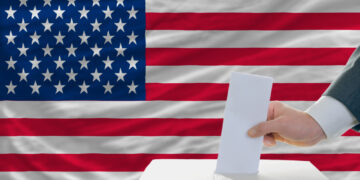 “Las elecciones de 2024 serán un desastre” debido a la inteligencia artificial, afirmó el ex director ejecutivo de Google, Eric Schmidt