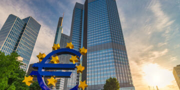Banco Central Europeo aumentó las tasas de interés y afirmó que vendrán nuevos incrementos