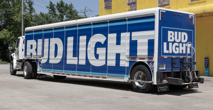 Bud Light pierde el título como la cerveza más vendida en EE. UU. ante una marca mexicana