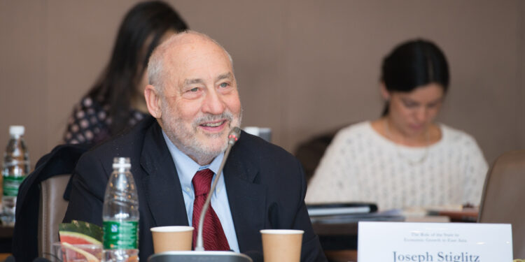 El premio Nobel Joseph Stiglitz opinó sobre la política de aumento de tasas de la Reserva Federal