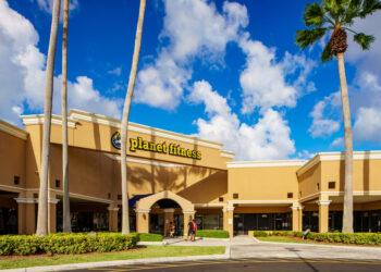 Las acciones de Planet Fitness se hunden luego de la destitución de su director ejecutivo