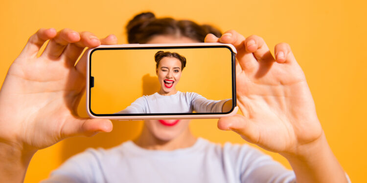 41 estados y 1 distrito demandan a Meta alegando que Instagram y Facebook incorporan características adictivas