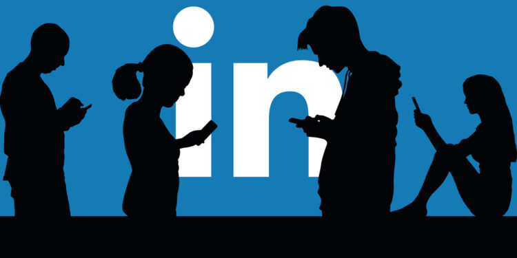 LinkedIn despide a casi 700 empleados