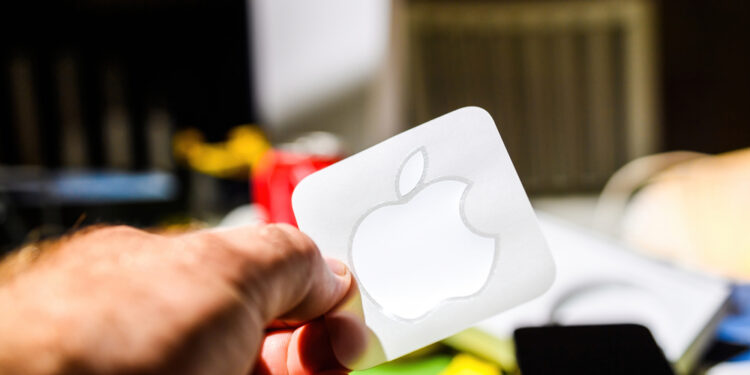 Apple invertirá miles de millones de dólares en la implementación de IA generativa
