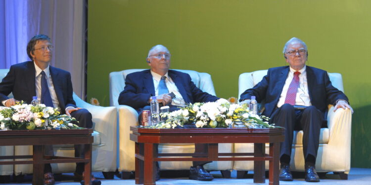 Muere el multimillonario Charlie Munger, mano derecha de Warren Buffett