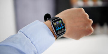 Próximo Apple Watch mediría la presión arterial y detectaría la apnea del sueño