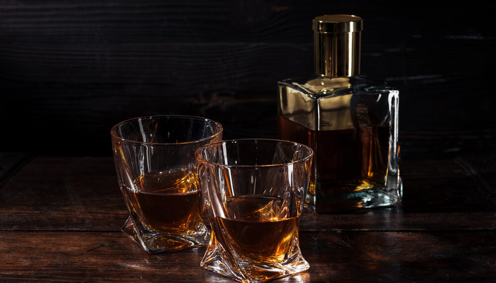 Unión Europea acordó no imponer un arancel del 50% al whisky estadounidense