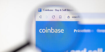 La SEC niega solicitud de Coinbase para crear una regulación especial para mercados cripto