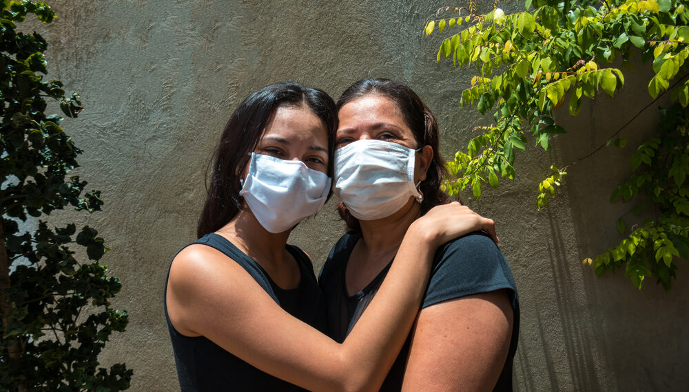 Los hispanos entre los grupos étnicos que menos se enriquecieron durante la pandemia