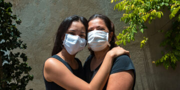 Los hispanos entre los grupos étnicos que menos se enriquecieron durante la pandemia