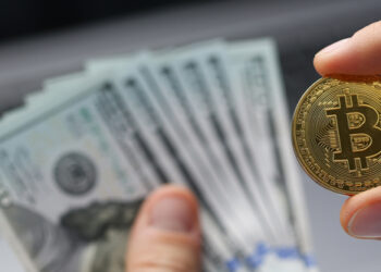 Bitcoin superó los $41,000 dólares por primera vez en 19 meses