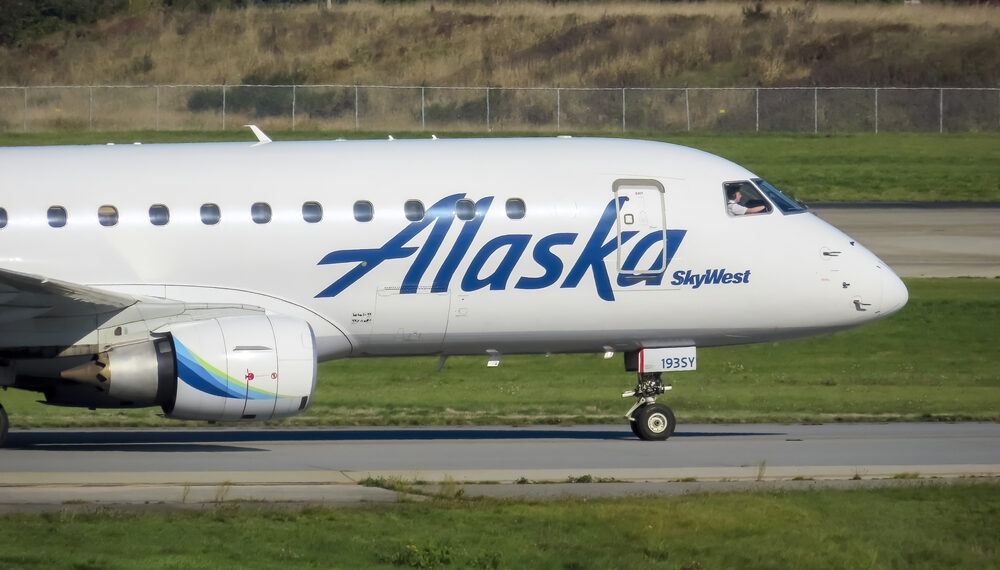 Alaska Airlines comprará Hawaiian Airlines por $1,900 millones de dólares