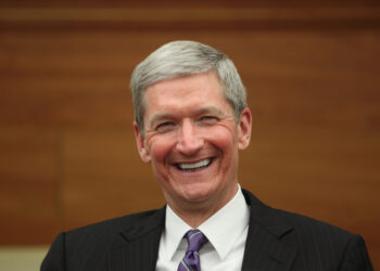 Apple informó sus ganancias del primer trimestre fiscal las cuales superaron las estimaciones