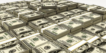 Berkshire Hathaway mantiene más de $150 mil millones en efectivo ¿Qué hará con esa descomunal cantidad de dinero?