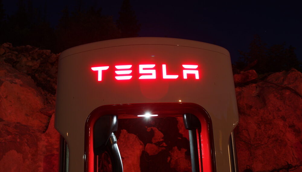 Tesla ganará miles de millones por cuenta de las estaciones de carga en EE. UU. para Ford y otras marcas