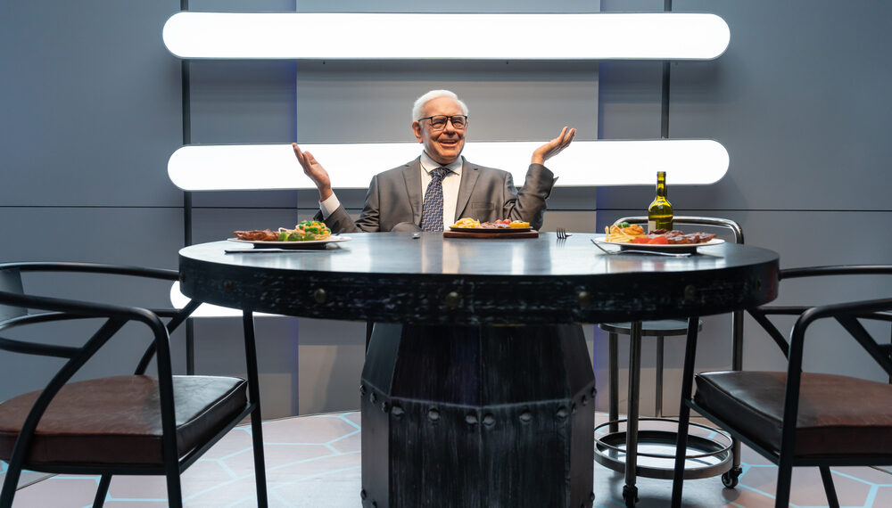 Berkshire de Warren Buffett vende parte de su participación en Apple y Paramount Global