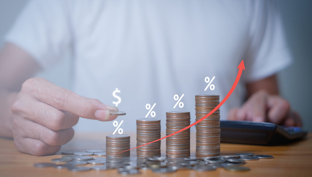 El índice de precios de gastos de consumo personal, una medida clave de inflación, aumentó un 0.4% en enero