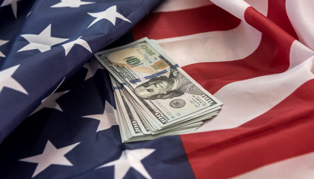 Deuda de Estados Unidos está aumentando en promedio $1 billón de dólares cada 100 días