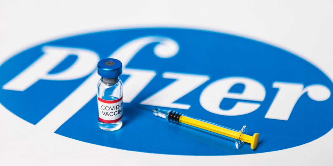 Pfizer apuesta a la oncología luego de la caída en la demanda por vacunas de covid