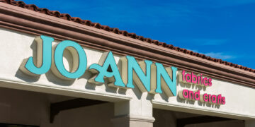 Joann inc. se declara en bancarrota después de 81 años en el mercado