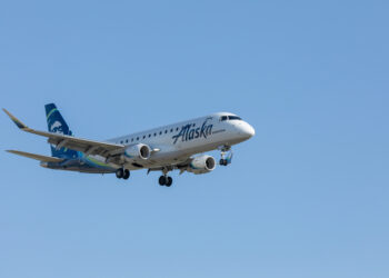 Abren investigación criminal sobre incidente de avión Boeing 737 Max 9 en Alaska Airlines