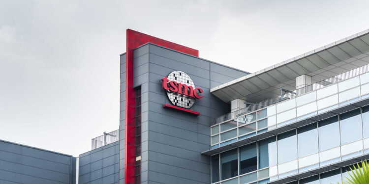 TSMC registra el crecimiento de ingresos mensuales más rápido desde 2022