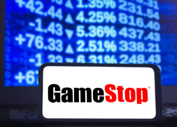 Vendedores en corto de GameStop han perdido mil millones de dólares por el repunte del lunes 13 de mayo