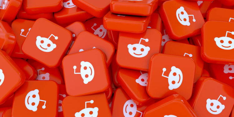 Reddit supera expectativas en su primer informe trimestral tras su oferta pública inicial