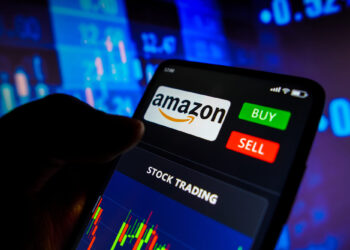 Amazon alcanza por primera vez una capitalización de mercado de $2 billones