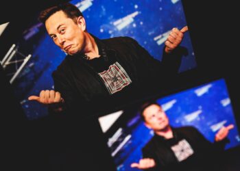 Elon Musk matiza sus críticas a anunciantes y reafirma su compromiso con la libertad de expresión