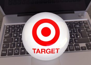 Target amplía su oferta con Shopify para impulsar su mercado en línea