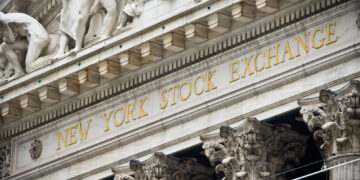 Problema técnico en la bolsa de Nueva York afecta a varias acciones