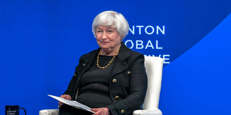 La secretaria del tesoro afirma que la deuda nacional de EE. UU. es manejable