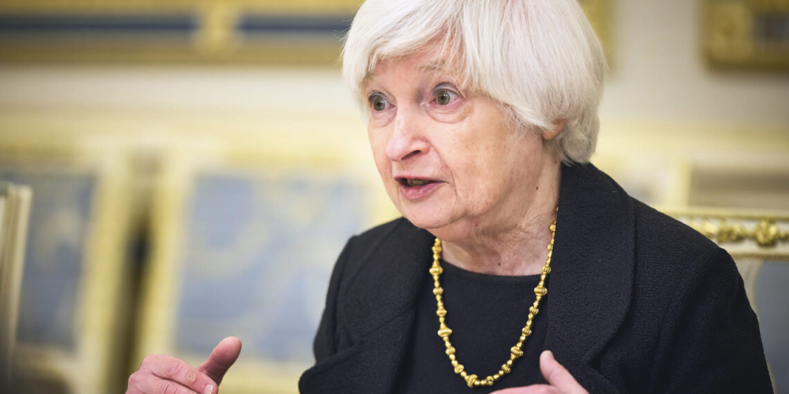 Yellen anuncia fondo de $100 millones para vivienda asequible